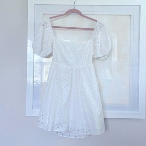 ZARA White Mini dress with Cutwork Embroidery & Tie Back Dress Size L